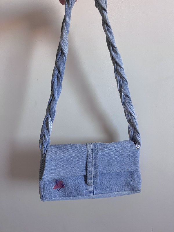 beige-braided-purse-img