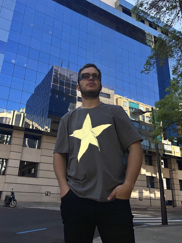 mens-reflective-star-shirt-img